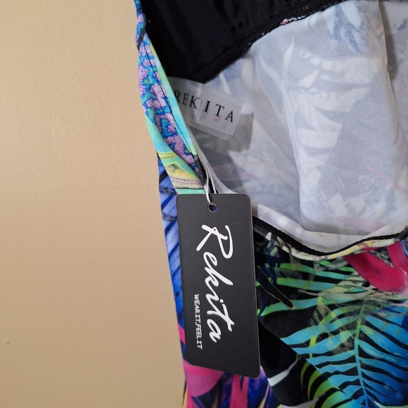 NWT Tankini Top - Picture 2 of 5